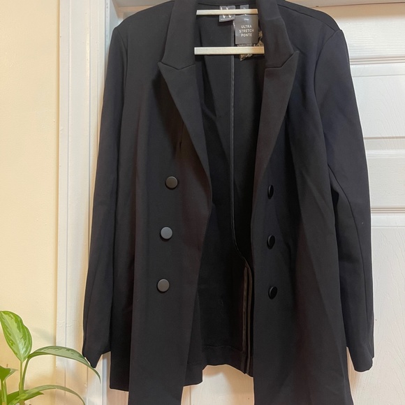 Ultra Stretch Blazer - Picture 2 of 5